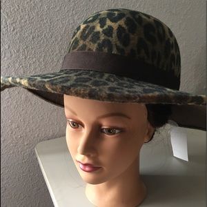 Winter Wool Hat leopard Print